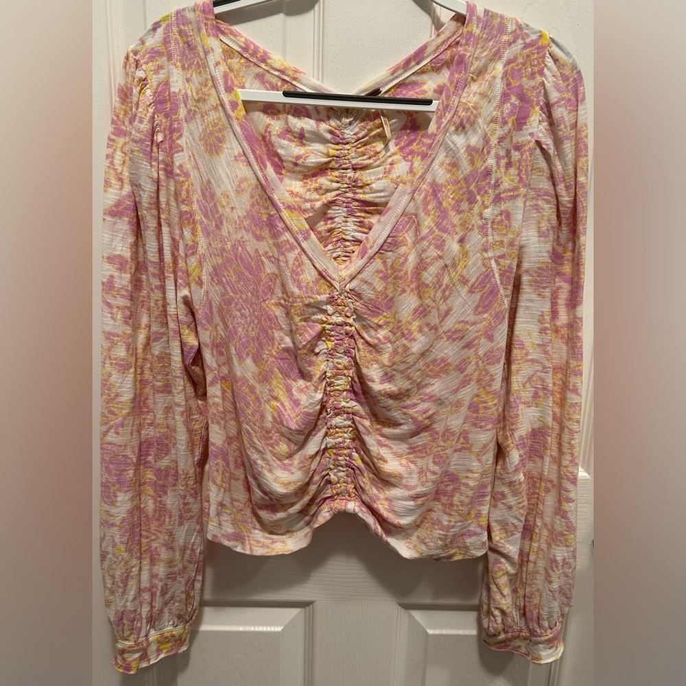 Free People paisley top. Size XL. Great condition.